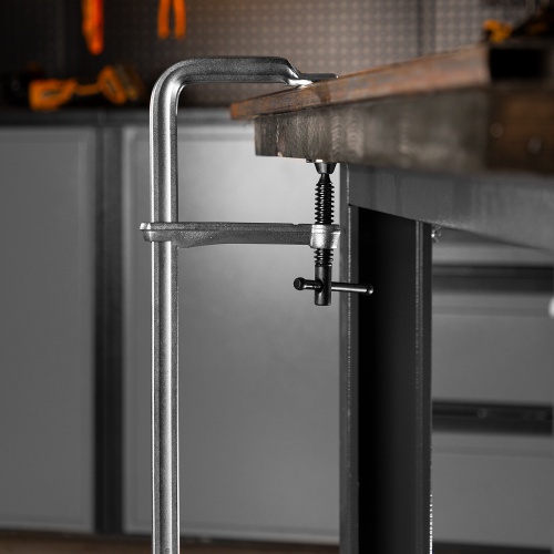 Струбцина F-образная, 80x400мм, кованая Denzel по ценам производителя в Челябинске с доставкой по всей России