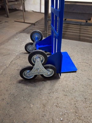 Тележка грузовая для лестниц TOR КГ-200ПЛ г/п 200 кг (трехколесный блок) по ценам производителя в Челябинске с доставкой по всей России