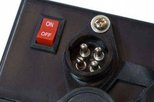 Лебедка автомобильная электрическая 4.5 т, 12 В Denzel по ценам производителя в Челябинске с доставкой по всей России