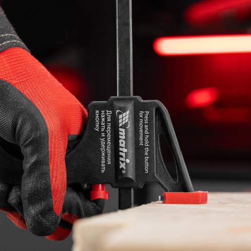 Струбцина универсальная F-образная, 200 х 315 х 45 мм, пластмассовый корпус Matrix по ценам производителя в Челябинске с доставкой по всей России