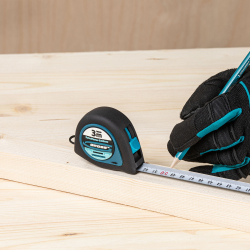 Рулетка "Ergonomisch",3 м x 16 мм,магнитный обрезиненный зацеп Gross по ценам производителя в Челябинске с доставкой по всей России