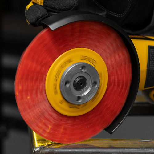 Щетка для УШМ, 125 мм, Плоская, нейлоновая щетина, посадка 22,2 мм Denzel по ценам производителя в Челябинске с доставкой по всей России