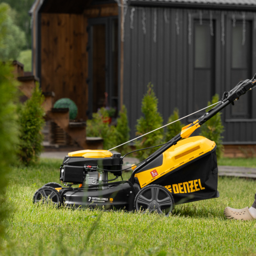 Газонокосилка бензиновая GLD-460SP, 146 куб.см, ширина 46 см, привод 7 уровней, травосборник 50 л Denzel по ценам производителя в Челябинске с доставкой по всей России