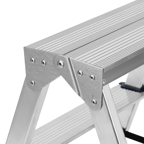 Стремянка двусторонняя 2 ступени, алюминиевая, Сибртех по ценам производителя в Челябинске с доставкой по всей России