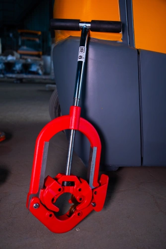 Труборез с хомутной защелкой TOR GH4S для стальных труб 2"- 4" по ценам производителя в Челябинске с доставкой по всей России