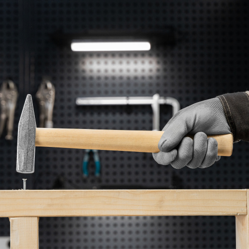 Молоток слесарный, 400 г, квадратный боек, деревянная рукоятка по ценам производителя в Челябинске с доставкой по всей России