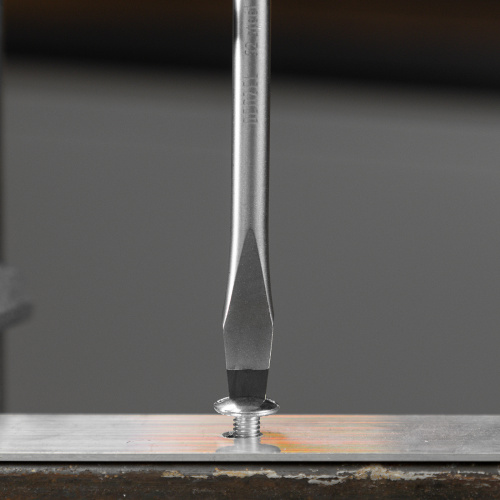 Набор отверток на полке, 8 шт., PH+SL, S2, 3к рукоятка Denzel по ценам производителя в Челябинске с доставкой по всей России