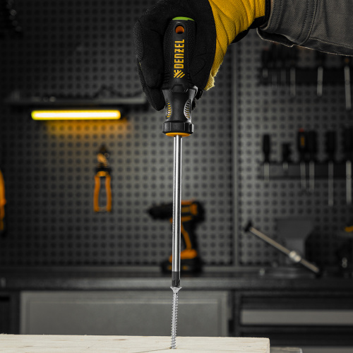 Отвертка PZ3x150 мм, CrV, трехкомпонентная рукоятка Denzel по ценам производителя в Челябинске с доставкой по всей России