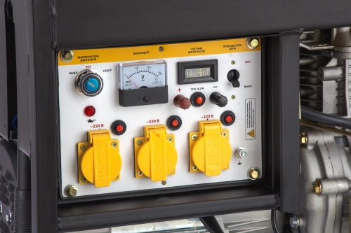 Генератор дизельный DD6300Е, 5.0 кВт, 220 В/50 Гц, 15 л, электростартер Denzel по ценам производителя в Челябинске с доставкой по всей России