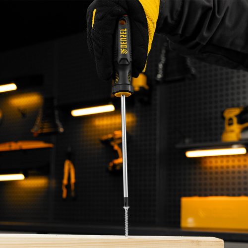 Отвертка, PH2х150 мм, S2, 3к рукоятка Denzel по ценам производителя в Челябинске с доставкой по всей России