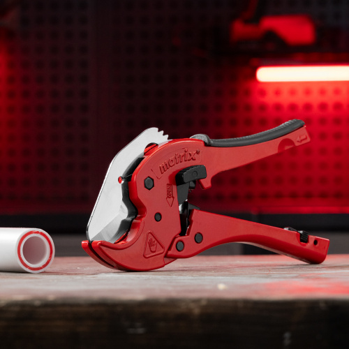 Ножницы для резки изделий из ПВХ, D до 42 мм, обрезиненная опорная рукоятка, порошковое покрытие рукояток Matrix по ценам производителя в Челябинске с доставкой по всей России