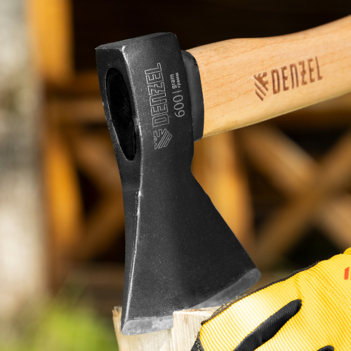 Топор, 600 г, кованый, буковое топорище Denzel по ценам производителя в Челябинске с доставкой по всей России