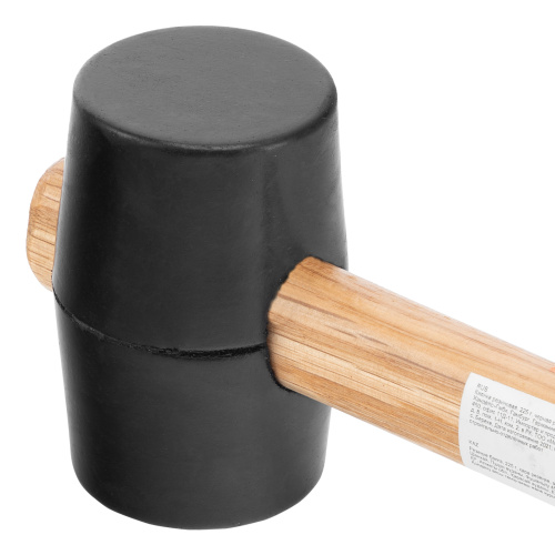 Киянка резиновая, 225 г, черная резина, деревянная рукоятка Sparta по ценам производителя в Челябинске с доставкой по всей России