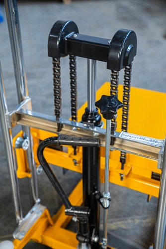 Штабелер гидравлический 0,4 т 1,1 м TOR PJ4110 облегченный по ценам производителя в Челябинске с доставкой по всей России