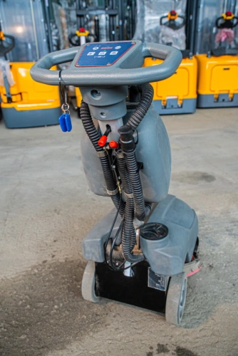 Машина поломоечная с АКБ GEL 24/35 В/Ач TOR MINI 350 по ценам производителя в Челябинске с доставкой по всей России