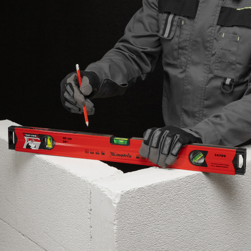 Уровень алюминиевый магнитный, 600 мм, фрезерованный, 3 глазка (1 зеркальный) усиленный Matrix по ценам производителя в Челябинске с доставкой по всей России