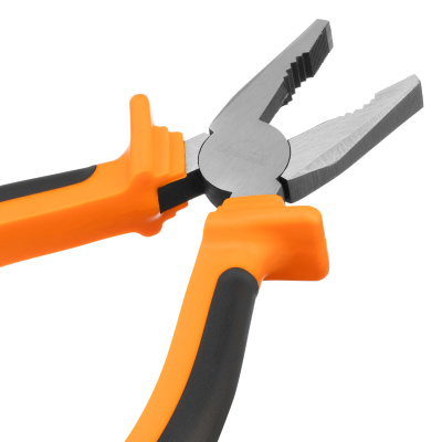 Плоскогубцы комбинированные Comfort, 180 мм, шлифованные, двухкомпонентные рукоятки Sparta по ценам производителя в Челябинске с доставкой по всей России