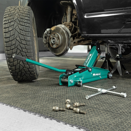 Домкрат гидравлический подкатной, 3 т, 135-400 мм Сибртех по ценам производителя в Челябинске с доставкой по всей России