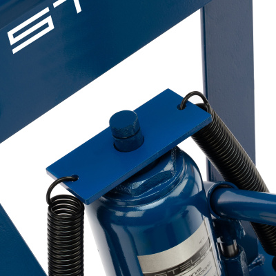 Трубогиб гидравлический, 8 т, в комплекте с башмаками 1/2-1 Stels по ценам производителя в Челябинске с доставкой по всей России