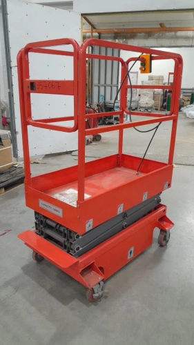 Подъемник ножничный передвижной аккумуляторный 500 кг, 12/14 м, 24/85 В/Ач TOR SJY-0,5-12 DC по ценам производителя в Челябинске с доставкой по всей России