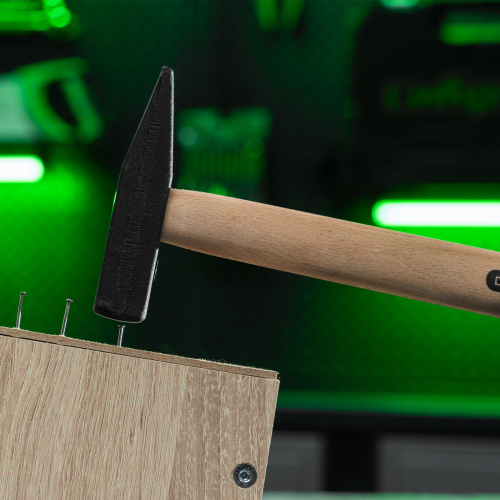 Молоток слесарный 300 г, квадратный боек, деревянная рукоятка Сибртех по ценам производителя в Челябинске с доставкой по всей России