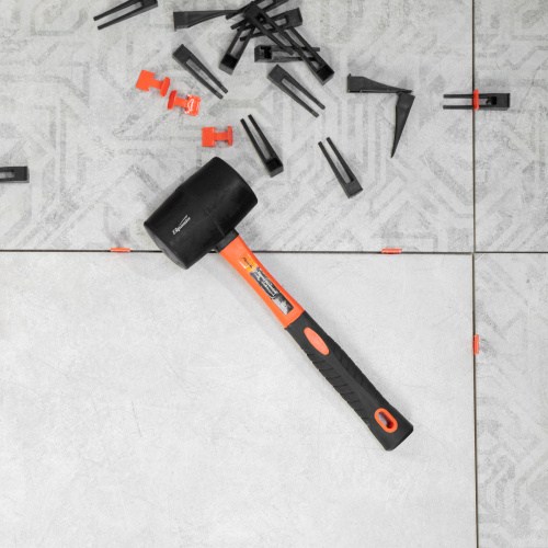 Киянка резиновая, 680 г, черная резина, фибергласовая рукоятка Sparta по ценам производителя в Челябинске с доставкой по всей России