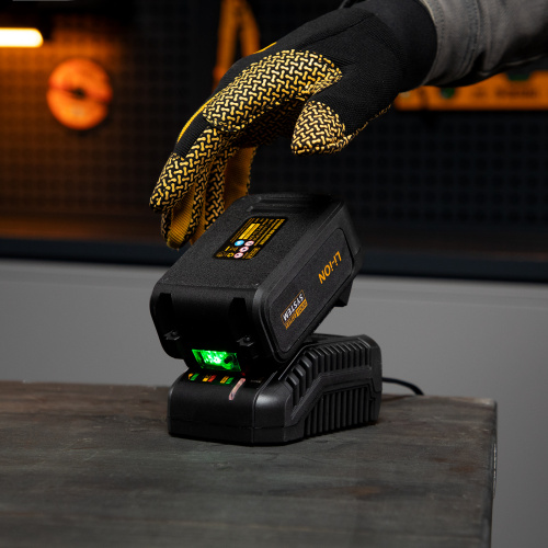 Батарея аккумуляторная IB-18-4.0, Li-Ion, 18 В, 4.0 А/ч Denzel по ценам производителя в Челябинске с доставкой по всей России