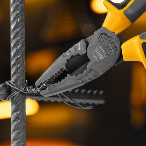 Плоскогубцы комбинированные 205 мм, трехкомпонентные рукоятки Denzel по ценам производителя в Челябинске с доставкой по всей России