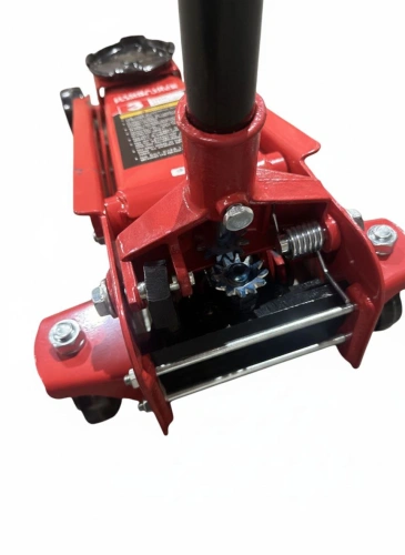 Домкрат гидравлический подкатной TOR г/п 3,0 т 135-495 мм по ценам производителя в Челябинске с доставкой по всей России