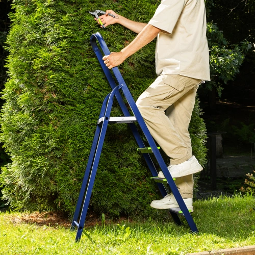 Стремянка, 4 ступени, стальной профиль, алюминиевые ступени Сибртех по ценам производителя в Челябинске с доставкой по всей России