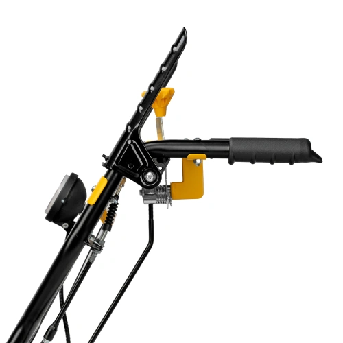 Бензиновая снегоуборочная машина SB 560 LP, 212 cc, электростартер, фара Denzel по ценам производителя в Челябинске с доставкой по всей России