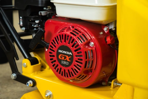 Виброплита 85 кг, 13кН (Honda) бак, коврик, колесный комплект TOR T-80 по ценам производителя в Челябинске с доставкой по всей России