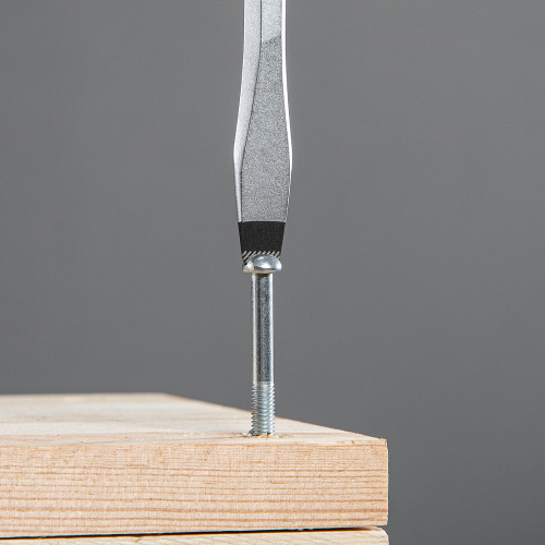 Отвертка SL8 x 150 мм, S2, трехкомпонентная рукоятка Gross по ценам производителя в Челябинске с доставкой по всей России