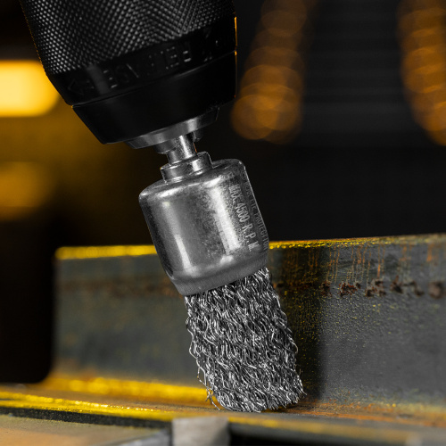 Набор щеток для дрели, 2 Плоские 50-75мм, 3 Чашки 25-50-75мм, шпилька,  нерж.вит. проволока Denzel по ценам производителя в Челябинске с доставкой по всей России