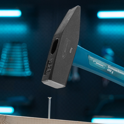 Молоток слесарный, 600 г, квадратный боек, фибергласовая обрезиненная рукоятка Gross по ценам производителя в Челябинске с доставкой по всей России