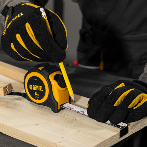 Рулетка 8м х 25мм, обрезиненный корпус, автоматическая фиксация Denzel по ценам производителя в Челябинске с доставкой по всей России