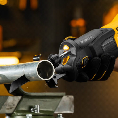 Пила сабельная аккумуляторная бесщет. RS-250, Li-Ion, 20 В Denzel по ценам производителя в Челябинске с доставкой по всей России