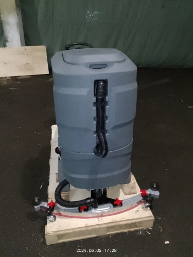 Машина поломоечная с АКБ GEL 24/100 В/Ач TOR COMFORT 70 купить в Москве с доставкой по всей России | ProtosMarket.ru