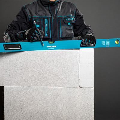 Уровень алюминиевый, 1500 мм, усиленный с ударопрочными заглушками, рукоятки, 3 глазка Gross по ценам производителя в Челябинске с доставкой по всей России