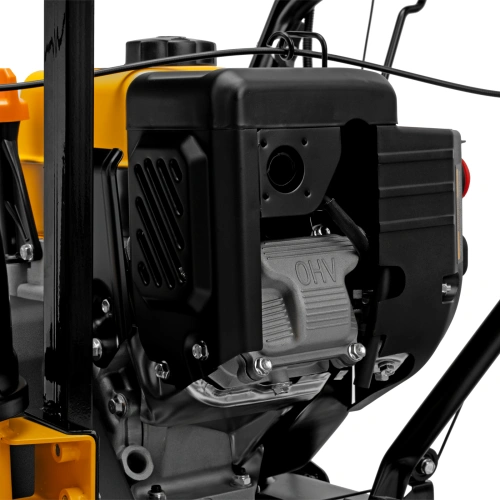 Бензиновая снегоуборочная машина SBM 610S PRO, 212 cc, электростартер, фара, обогрев Denzel по ценам производителя в Челябинске с доставкой по всей России