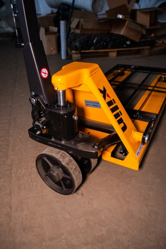 Тележка гидравлическая с решеткой 2500 кг 1150 мм полиуретановые колеса XILIN BFR по ценам производителя в Челябинске с доставкой по всей России