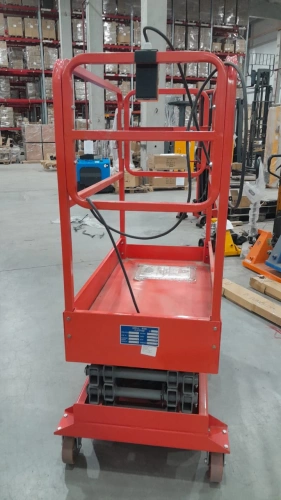 Подъемник ножничный передвижной аккумуляторный 500 кг, 12/14 м, 24/85 В/Ач TOR SJY-0,5-12 DC по ценам производителя в Челябинске с доставкой по всей России