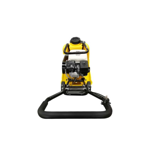 Виброплита бензиновая прямоходная NORSU RF-90TH (колесный комплект, бак для воды) по ценам производителя в Челябинске с доставкой по всей России