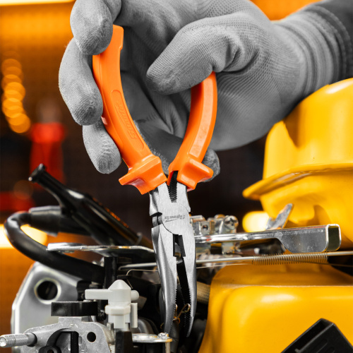 Длинногубцы изогнутые Classic, 160 мм, шлифованные, пластмассовые рукоятки Sparta по ценам производителя в Челябинске с доставкой по всей России