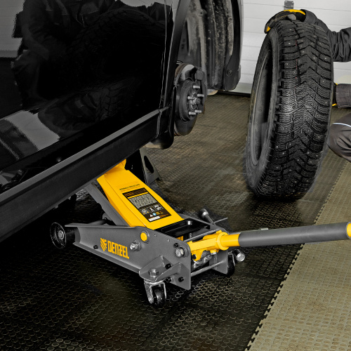 Домкрат гидравлический подкатной 3 т, с фиксатором, быстрый подъем, 135-480 мм, профессиональный Denzel по ценам производителя в Челябинске с доставкой по всей России