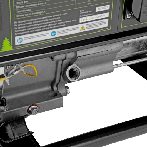 Генератор бензиновый БС-3500, 3.2 кВт, 230В, четырехтактный, 15 л, ручной стартер Сибртех по ценам производителя в Челябинске с доставкой по всей России