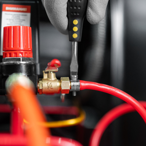 Компрессор воздушный ременный привод КР2500/80, 2,5 кВт, 80 литров, 420 л/мин МТХ по ценам производителя в Челябинске с доставкой по всей России