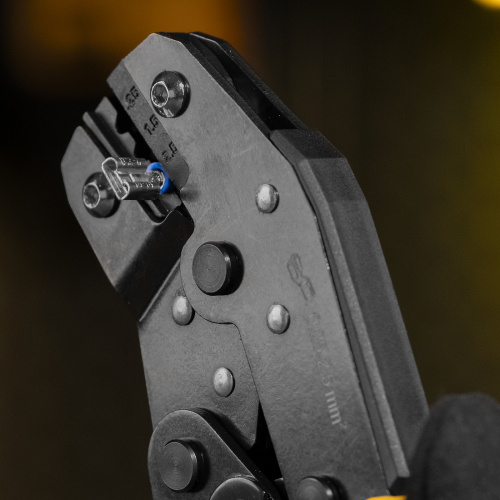 Клещи для обжима неизолированных наконечников НК и НВ, разъемов РП, 0,25 - 2,5 мм2 Denzel по ценам производителя в Челябинске с доставкой по всей России