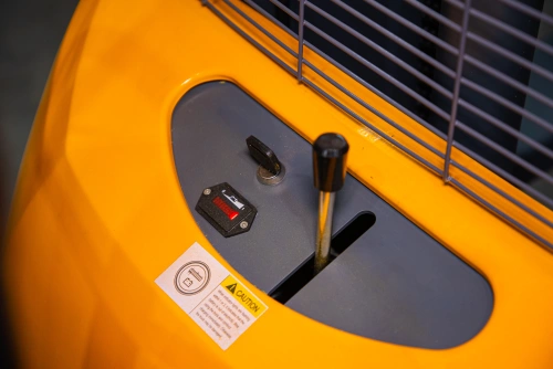 Штабелер гидравлический с электроподъемом 1,5 т 3,0 м XILIN CDD15B-E с раздвижными вилами по ценам производителя в Челябинске с доставкой по всей России