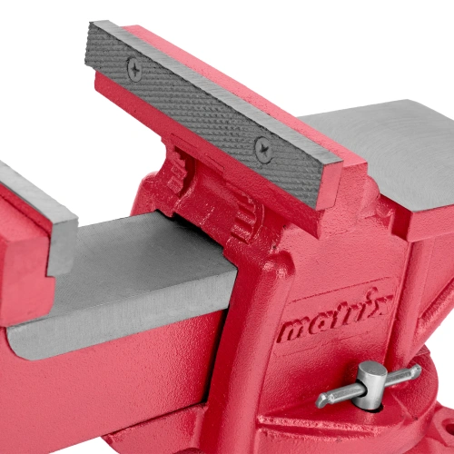 Тиски слесарные, 150 мм, поворотные, с наковальней Matrix по ценам производителя в Челябинске с доставкой по всей России